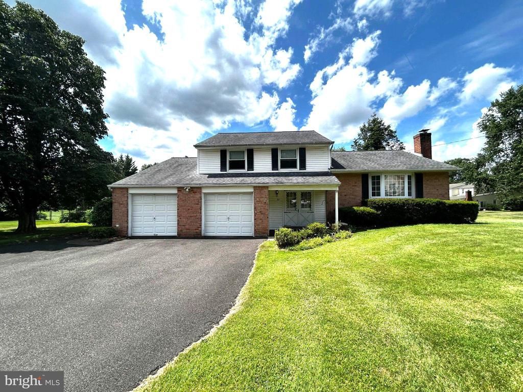 92 ARBOR ROAD , SOUTHAMPTON, PA 18966