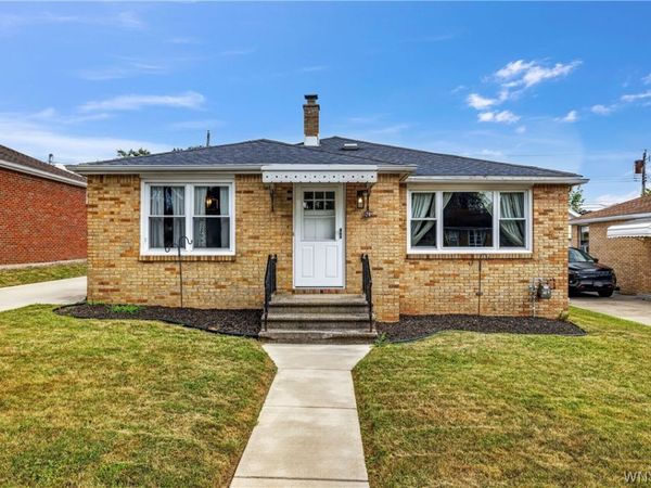 28 Parkview Terrace , Buffalo, NY 14225