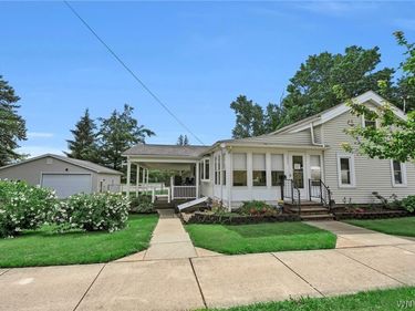 1207 S Main Street, Medina, NY 14103