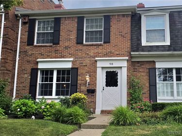98 Hickory Hill Road, Williamsville, NY 14221