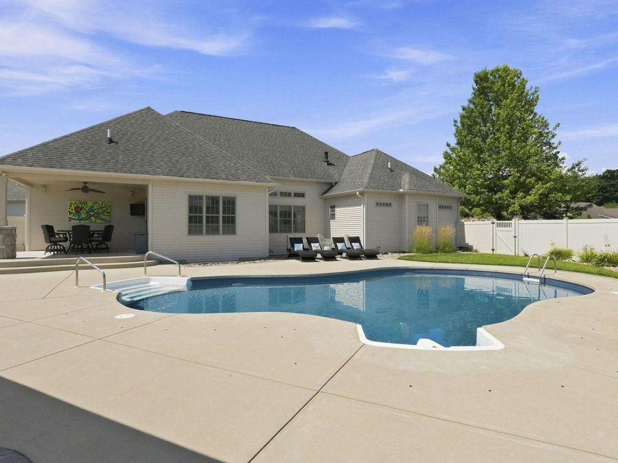 Property Image 44