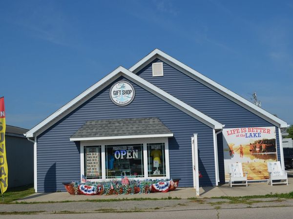 507 S Huntington Street, Syracuse, IN 46567