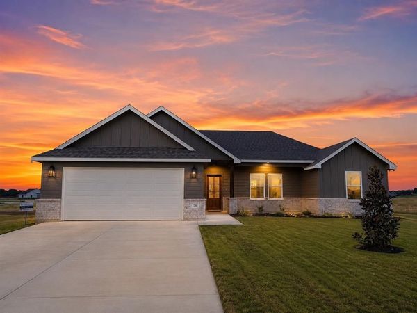 136 Zaragosa Drive, Lipan, TX 76462