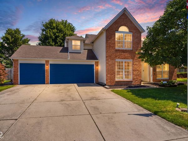 585 Port , Avon, IN 46123