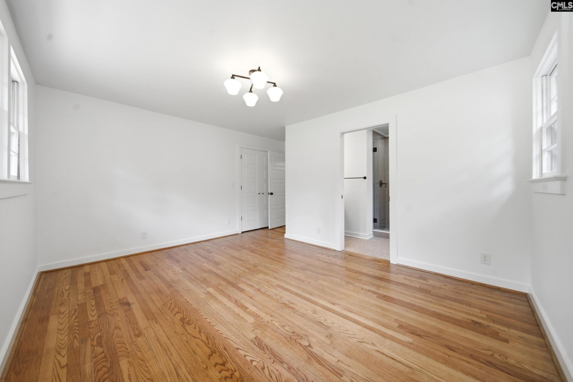 4523 Oakwood Drive  Photo 18