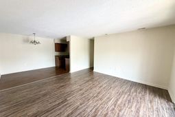 522 Menlo Drive  photo 4