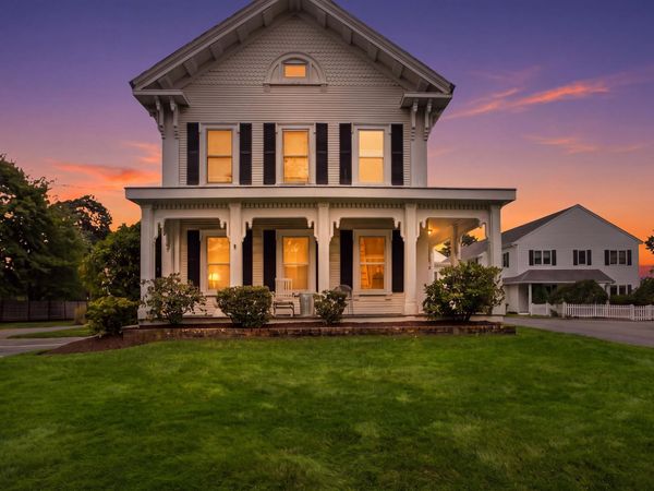 48 Camp Street, UNIT 2, Hyannis, MA 02601