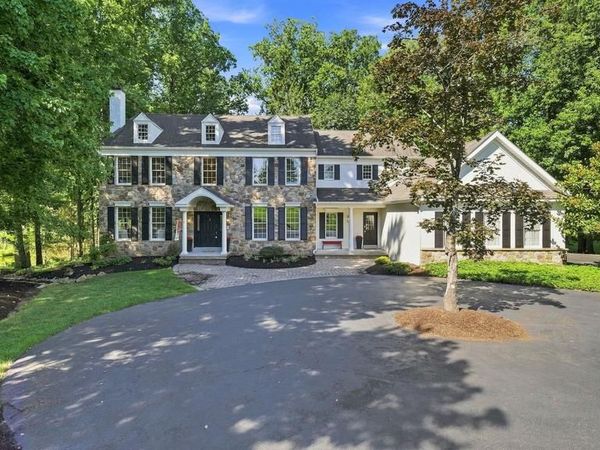 48 WOODSIDE LANE, NEW HOPE, PA 18938