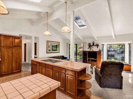 2178 Harvard Avenue, South Lake Tahoe, CA 96150 Photo