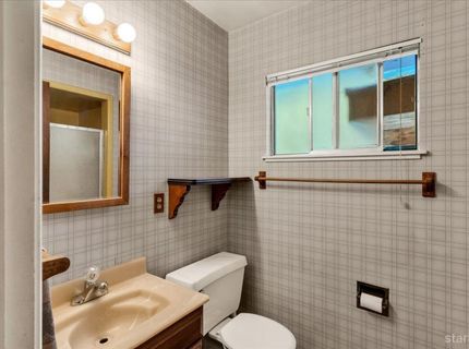 2178 Harvard Avenue, South Lake Tahoe, CA 96150 Photo