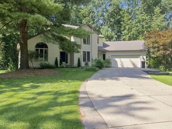 4569 Chandler Drive, Hudsonville, MI 49426