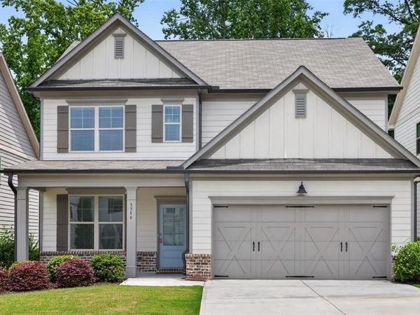5544 Shallow Branch Drive , Flowery Branch, GA 30542