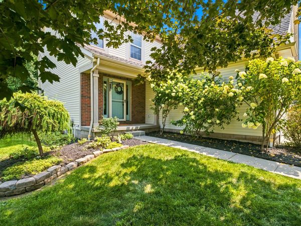 361 Shawnee Loop S, Pataskala, OH 43062