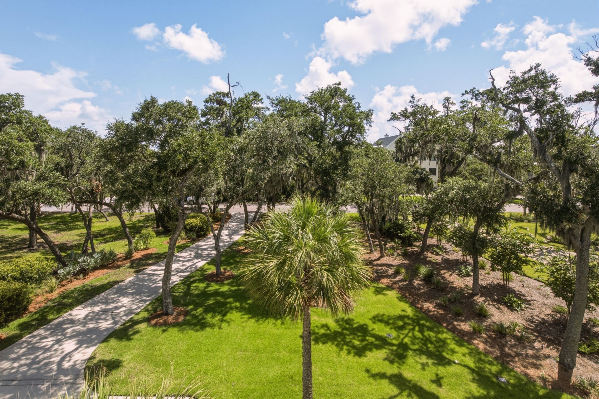 1853 Headquarters Plantation Drive Photo 69