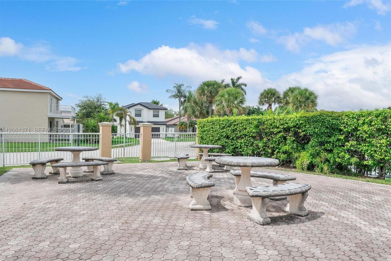 2956 SW 179th Ave , Miramar, FL 33029 Photo
