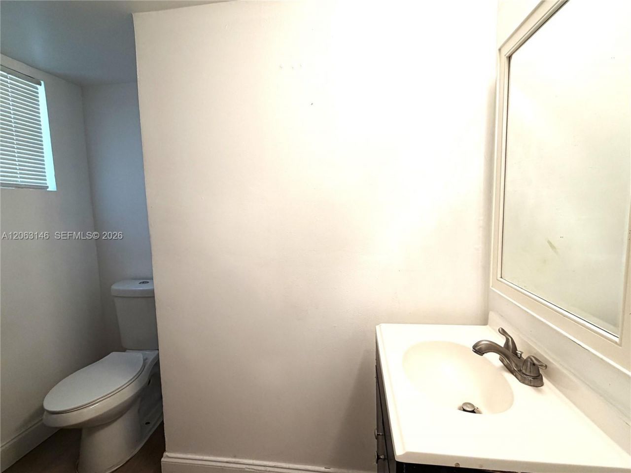 1770 NE 191st St , Unit 204-1, Miami, FL 33179 Photo