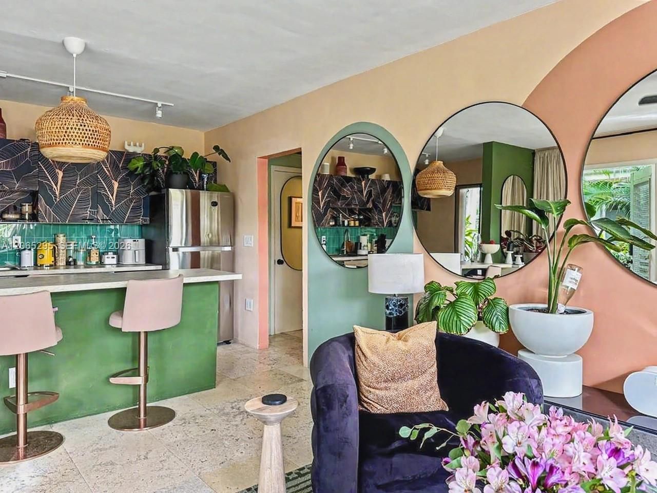1127 Meridian Ave, Unit 8-1127, Miami Beach, FL 33139 Photo