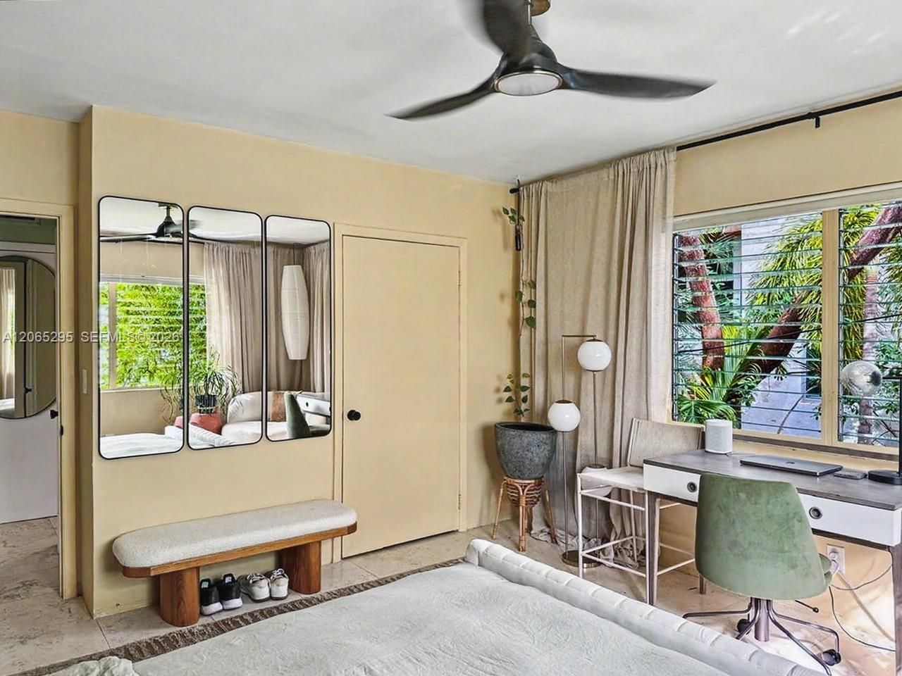 1127 Meridian Ave, Unit 8-1127, Miami Beach, FL 33139 Photo
