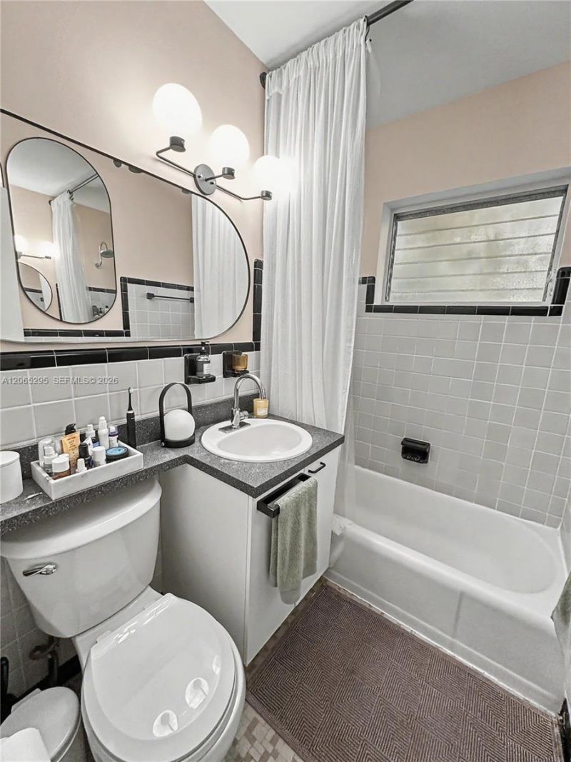 1127 Meridian Ave, Unit 8-1127, Miami Beach, FL 33139 Photo