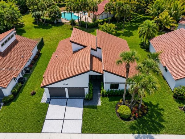 1543 SW 1st Ave, Boca Raton, FL 33432