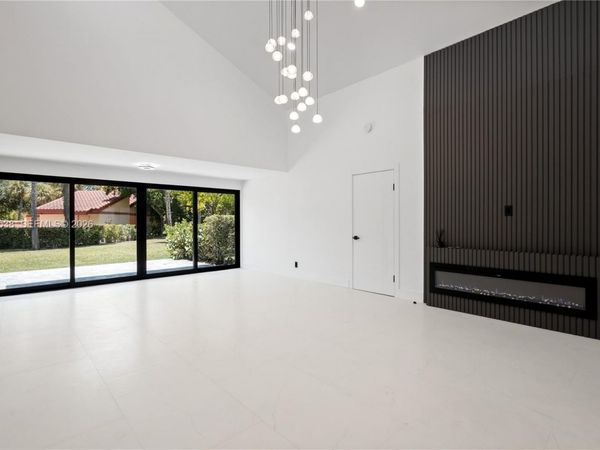 1543 SW 1st Ave, Boca Raton, FL 33432