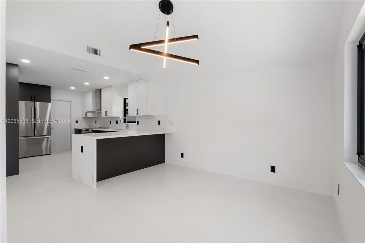 1543 SW 1st Ave, Boca Raton, FL 33432 Photo