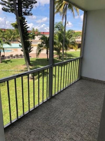 1530 NE 191st St , Unit 240, Miami, FL 33179 Photo