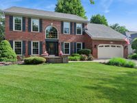 627 Rock Spring Road, Naperville, IL 60565 primary photo