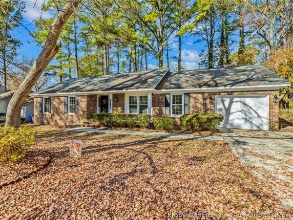 5890 Waccamaw Court, Fayetteville, NC 28314