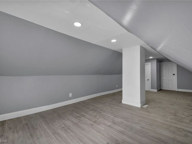 3142 W 40th Street, Cleveland, OH 44109 Photo 43