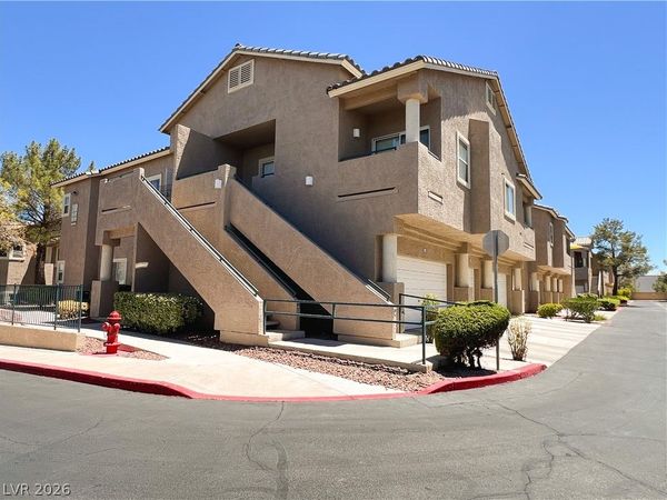 2100 Quarry Ridge Street, Unit 207, Las Vegas, NV 89117