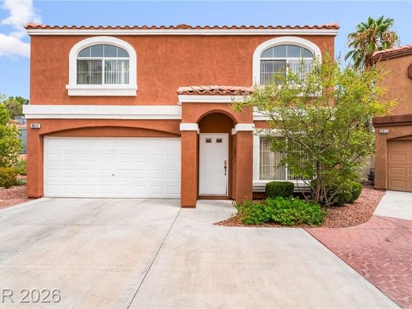 8813 Hampton Green Avenue, Las Vegas, NV 89129