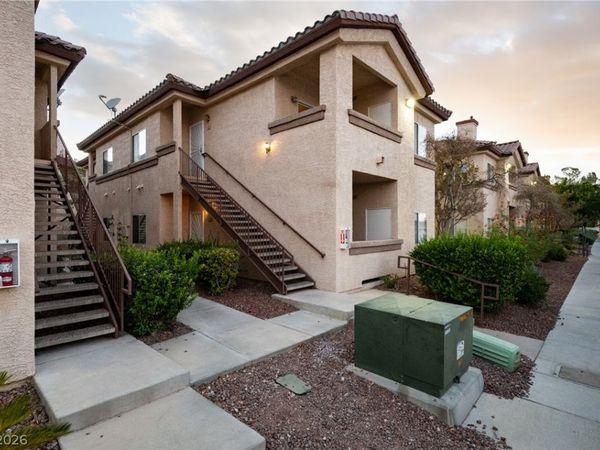 8501 W University Avenue , Unit 2081, Las Vegas, NV 89147