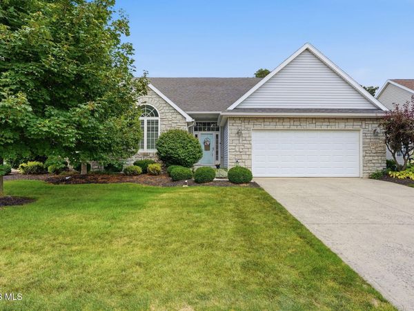 2172 Bluestone Drive, Findlay, OH 45840