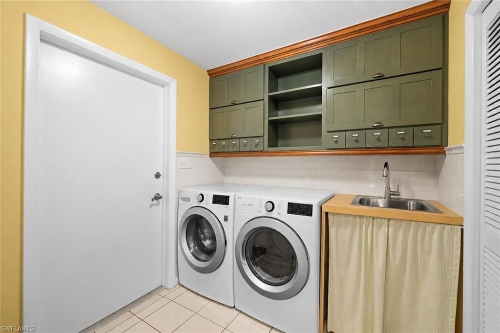 1903 Imperial Golf Co Blvd , Naples, FL 34110 Photo