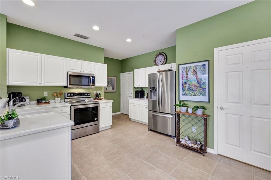 15776 Marcello Cir, Unit 180, Naples, FL 34110 Photo