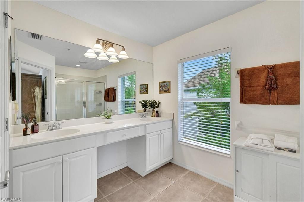 15776 Marcello Cir, Unit 180, Naples, FL 34110 Photo