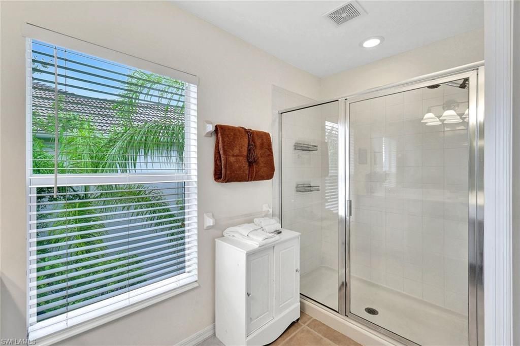 15776 Marcello Cir, Unit 180, Naples, FL 34110 Photo