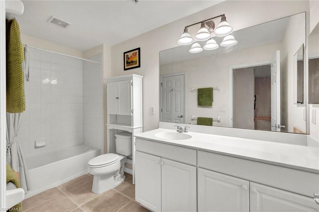 15776 Marcello Cir, Unit 180, Naples, FL 34110 Photo