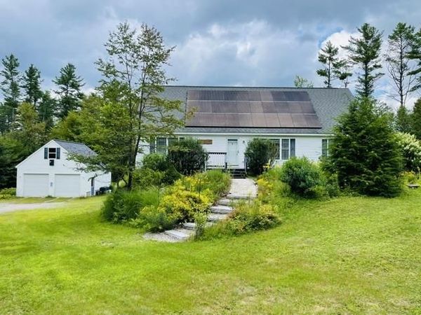 251 Perkins Pond Road, Sunapee, NH 03782