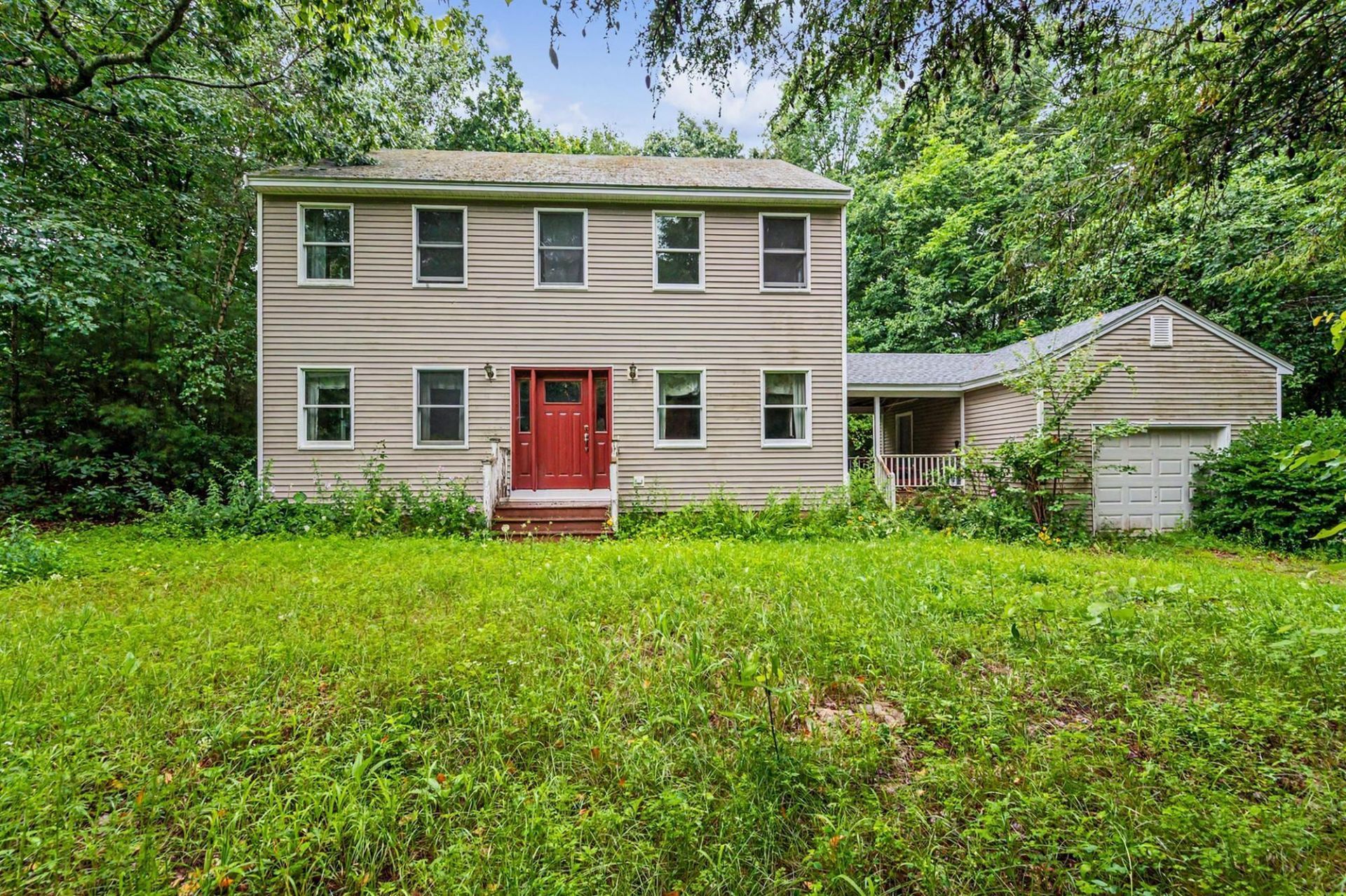 29 Rowe Drive, Fremont, NH 03044 Main Photo