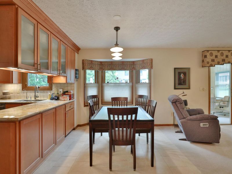 5200 Buckeye Grove, Columbus, OH 43214 Photo 13