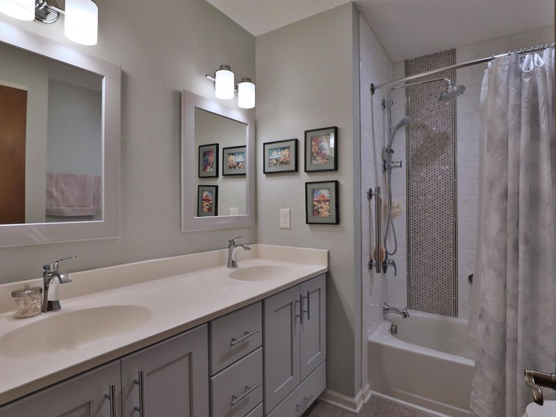 5200 Buckeye Grove, Columbus, OH 43214 Photo 24