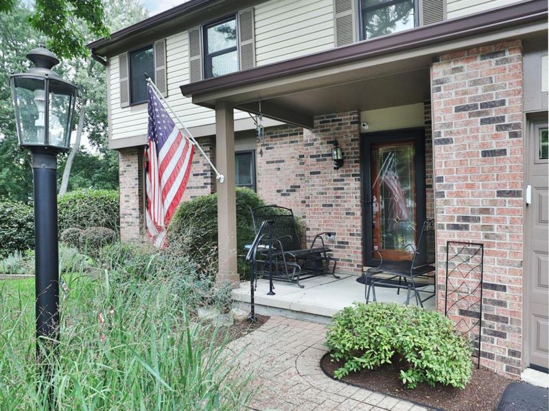 5200 Buckeye Grove, Columbus, OH 43214 Photo 3
