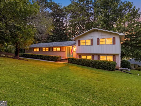 30 Rosedale Street, Toccoa, GA 30577