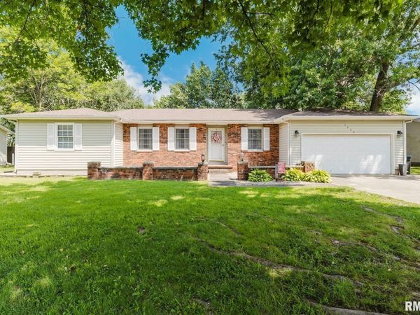 3004 W CLIFTON Court, Marion, IL 62959