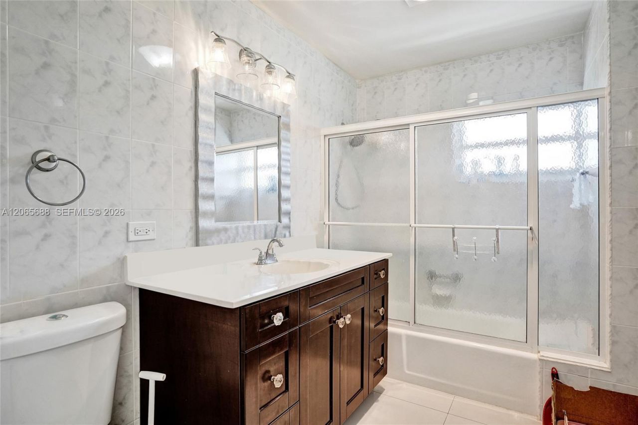 215 SE 3rd Ave, Unit 501C, Hallandale Beach, FL 33009 Photo