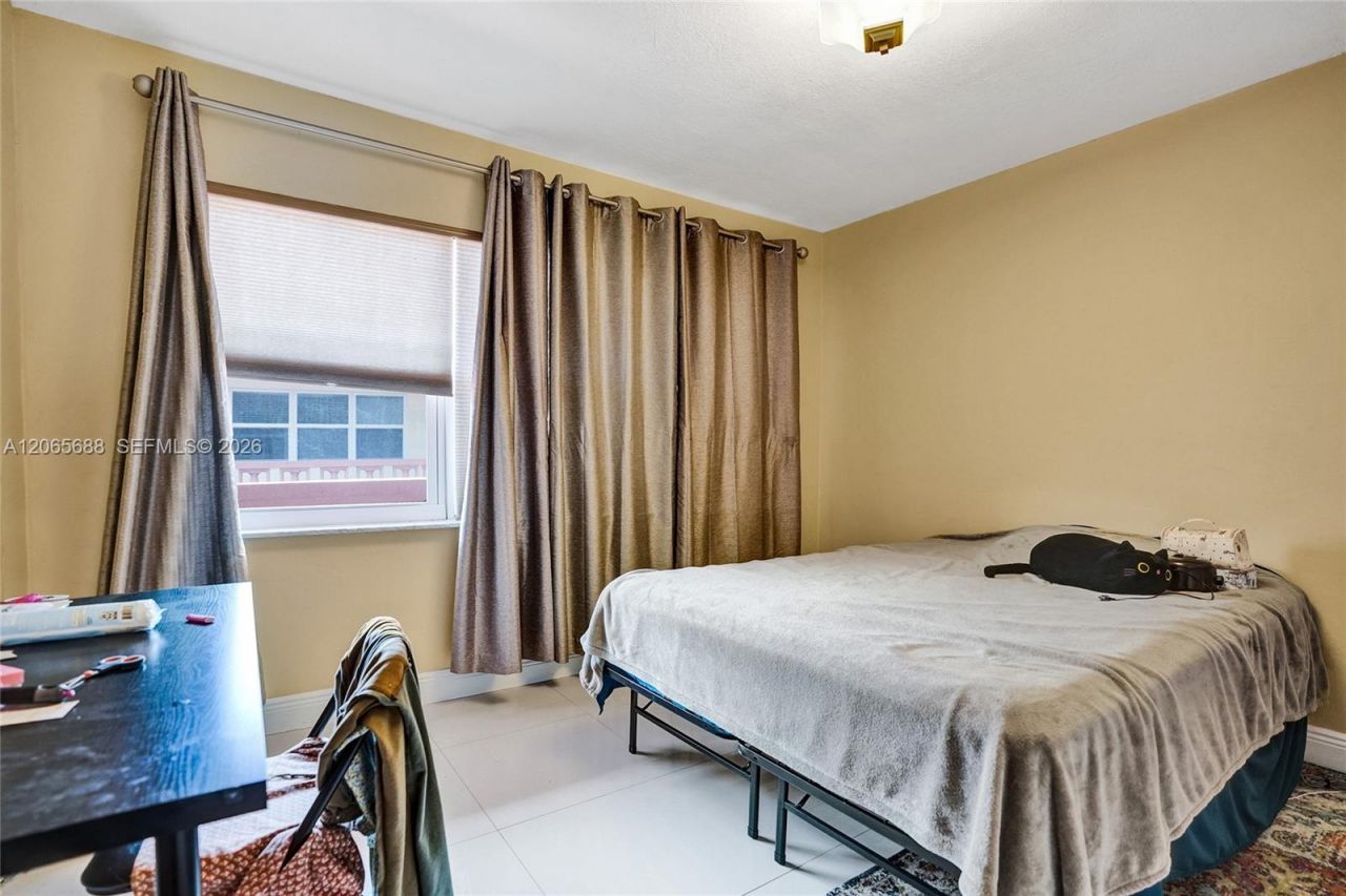 215 SE 3rd Ave, Unit 501C, Hallandale Beach, FL 33009 Photo