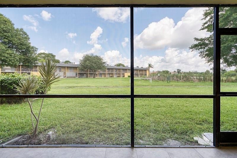 1606 W Meadows Cir W, Unit 1606, Boynton Beach, FL 33436 Photo