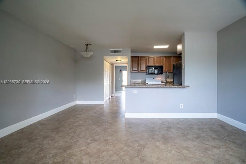 1606 W Meadows Cir W, Unit 1606, Boynton Beach, FL 33436 Photo